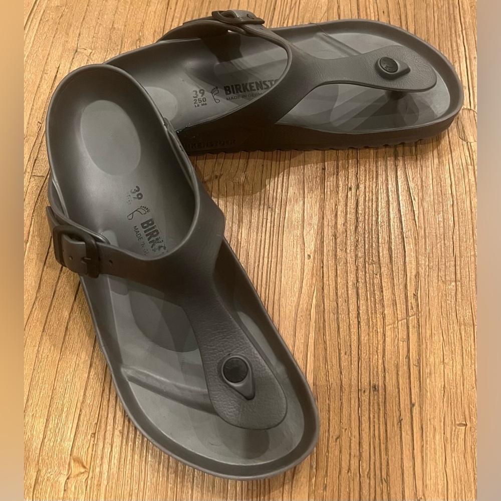 Birkenstock Dark Gray EVA Gizeh, 39/8-8.5 Reg Width, Gently Used Condition